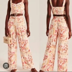 Abercombie s top and xs pant - set co-ord